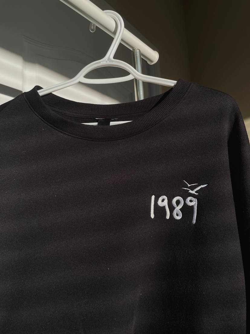 1989 & Song Player Sweater image